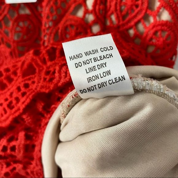NWT Red Lace Strappy Crotchet Frill Hem Deep V Neck Dress Size Medium - Picture 6 of 12